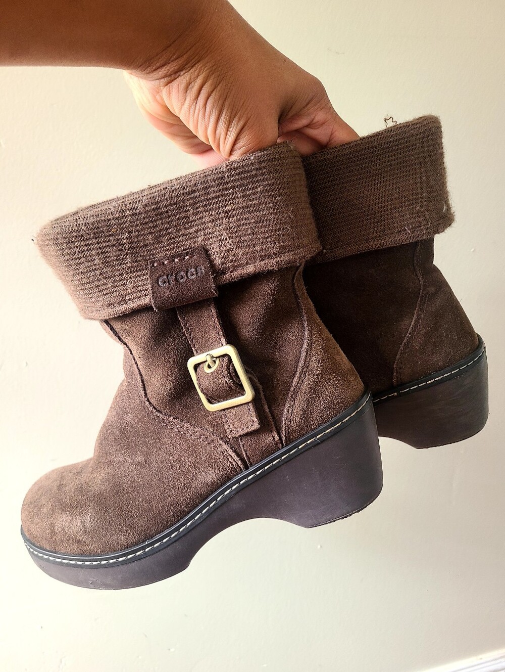 Crocs Brown Suede Fold-Over Wedge Ankle Boots Women’s Size 6